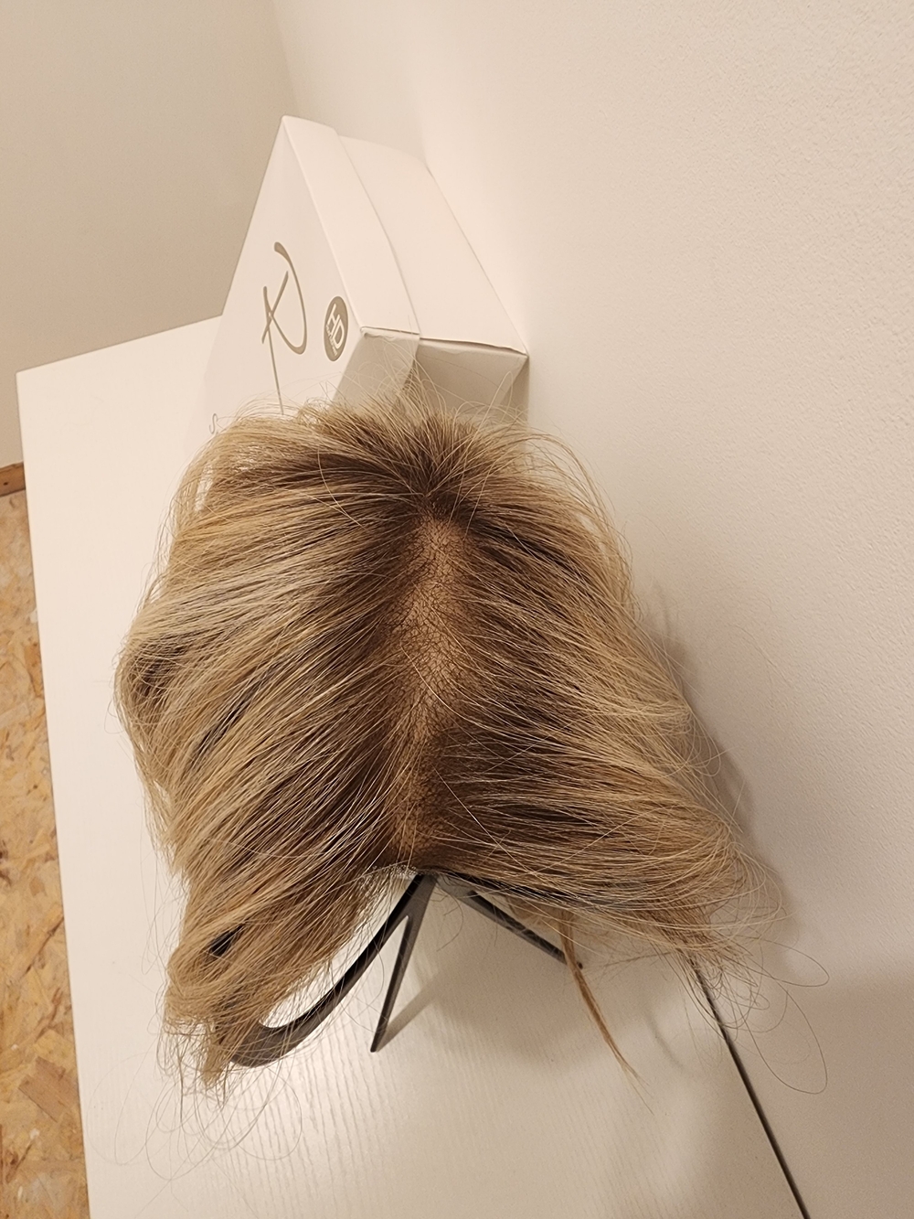 Jon Renau Drew Palm Springs Blonde Heat Friendly Wig Rooted Blonde - Picture 4 of 5